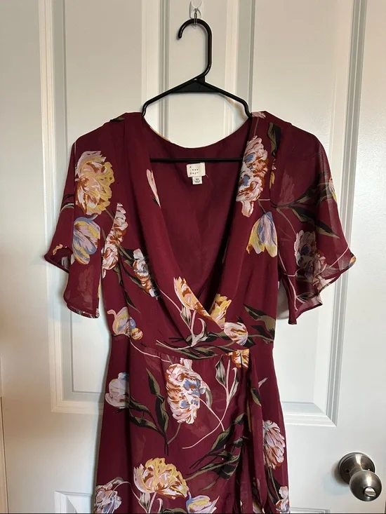 A New Day Burgundy Floral Midi Dress Size XS Flutter Sleeve Wrap Style Chiffon - Picture 2 of 5
